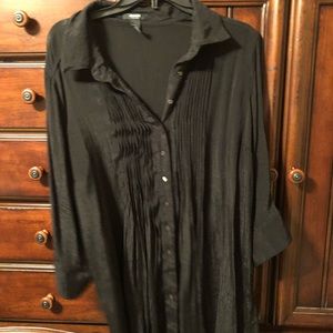 Alfani black shimmery pleated button down top